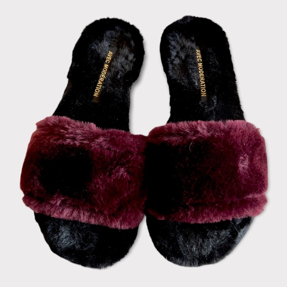 Avec Moderation Kitzbuhel Faux Fur Open Toe Casual Slide, Burgundy EU39/US 8 - Picture 1 of 9